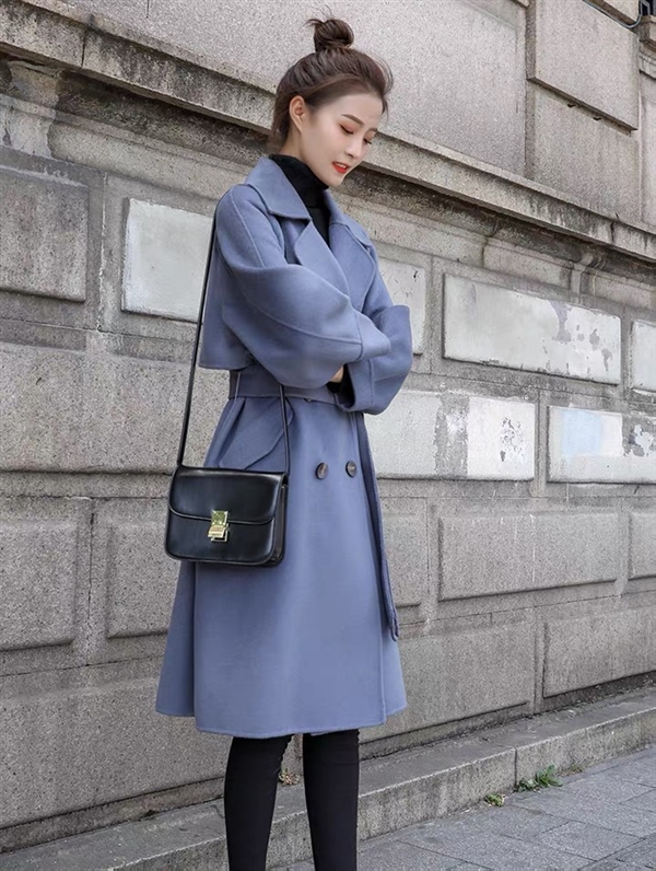 女裝雜款呢子大衣外套款式貨源多多批發(fā)價16元一件，可分貨，一手貨源歡迎代理15989663793