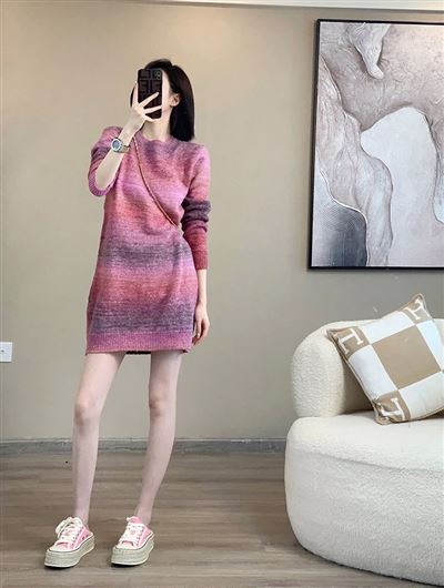 雜款女裝長(zhǎng)款毛衣多款式