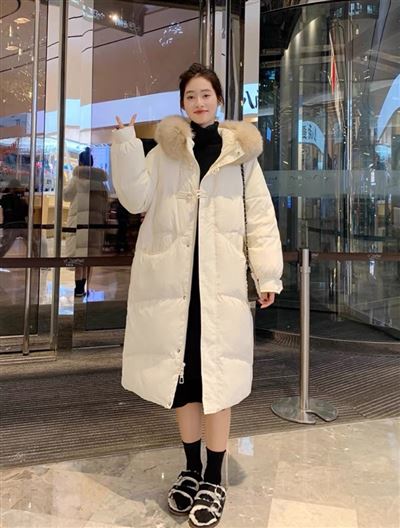 雜款女裝棉服外套有貨處理全清價15元一件.可分貨，一手貨源歡迎代理，適合各大市場，掃一掃圖片二維碼