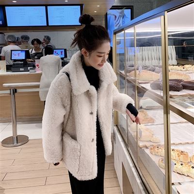 雜款女裝鹿皮絨外套款式貨源多多批發價17元一件，一手貨源歡迎代理，適合各大巿場，掃一掃圖片二維碼